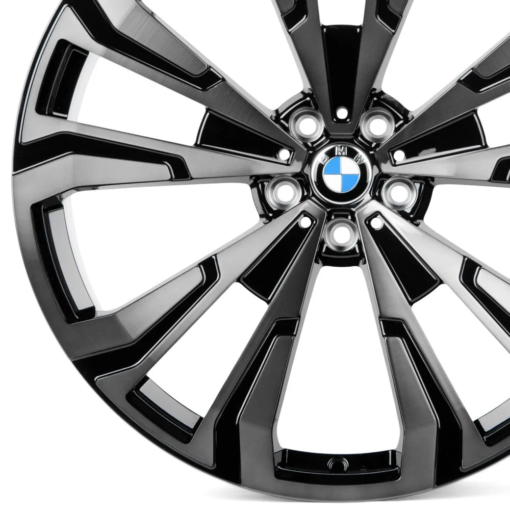 BMW X7 R22