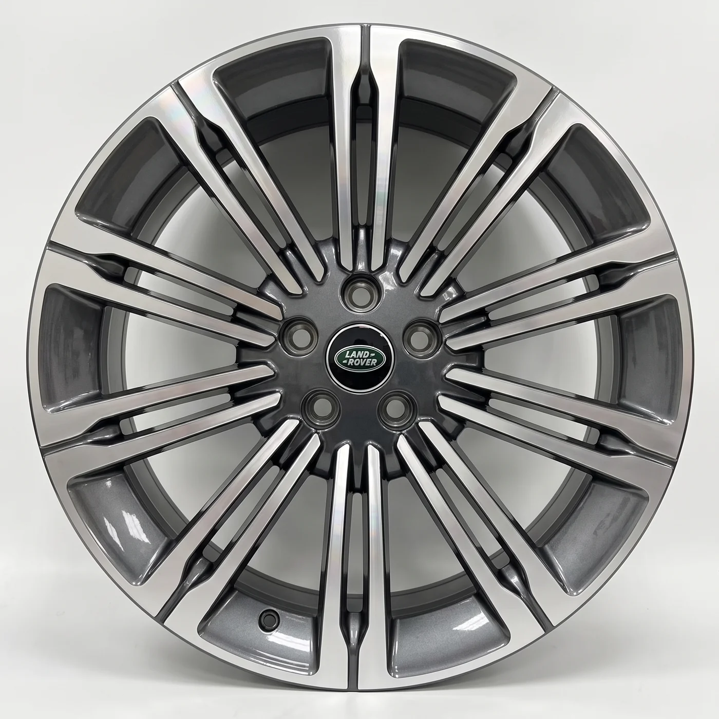Range Rover R22