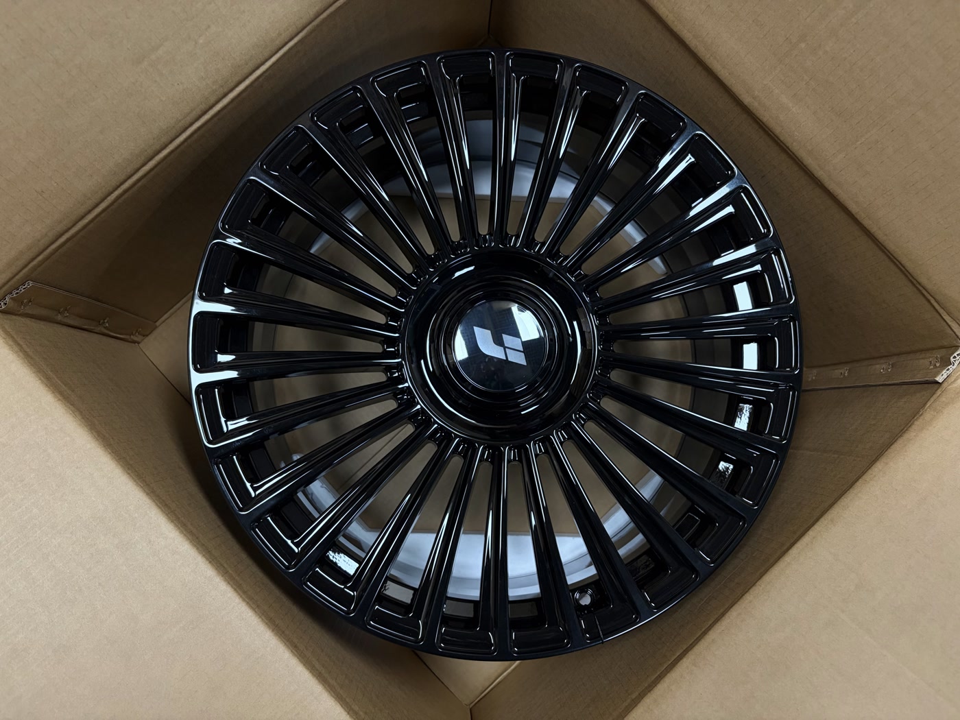 Li Auto R21 — кованый диск RGW, WT-RGW221