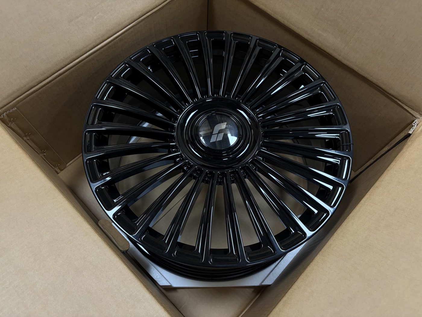 Li Auto R21 — кованый диск RGW, WT-RGW221