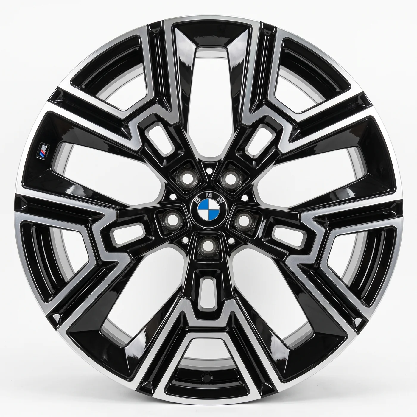BMW G7 R20 — кованый диск RGW