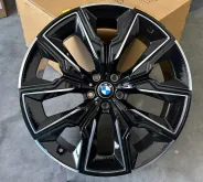 BMW G7 R21