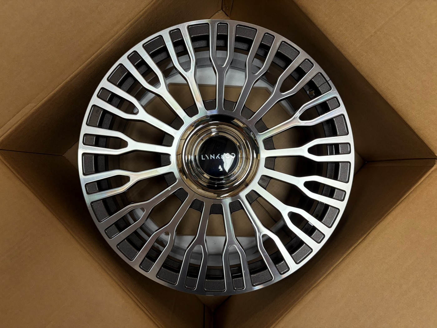 Lynk & Co R21 — кованый диск RGW, WT-RGW2305-1