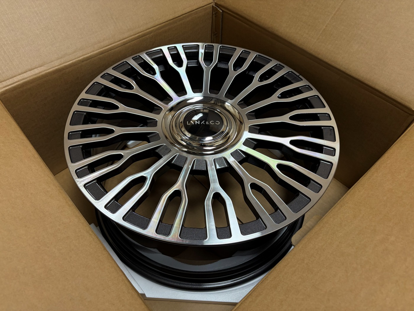 Lynk & Co R21 — кованый диск RGW, WT-RGW2305-1