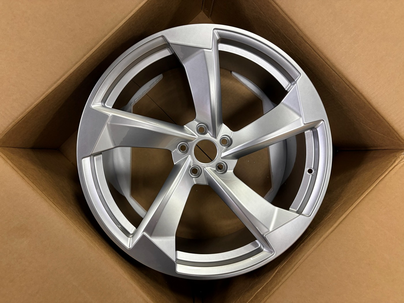Audi RS R21 — кованый диск RGW, WT-RGW2339-2
