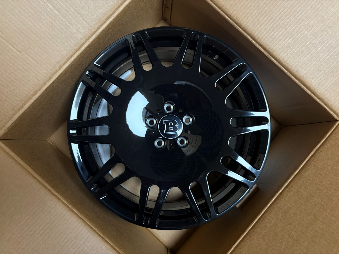 Mercedes S-Class R20 — кованый диск RGW, WT-RGW340-3