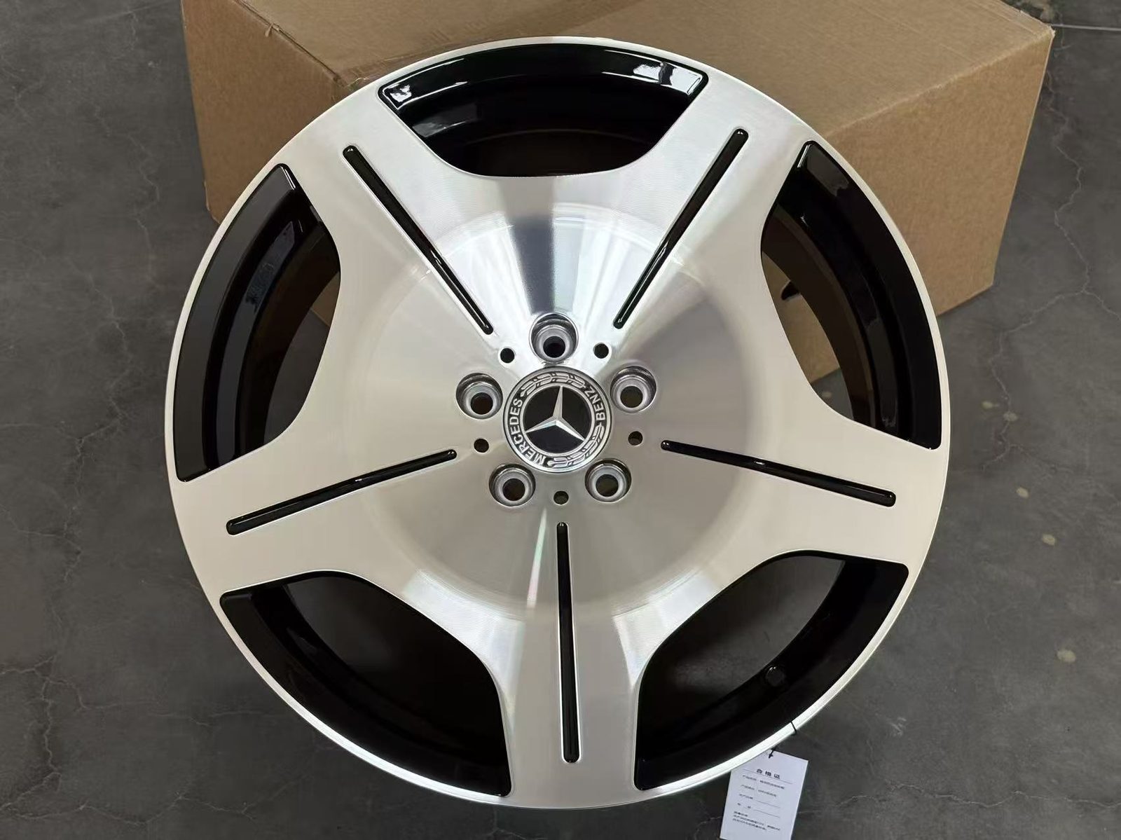 Mercedes S-Class R20 — кованый диск RGW, WT-RGW342-8