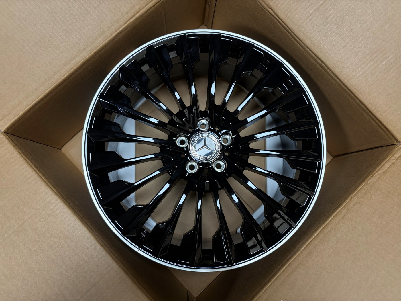 Mercedes E-Class R20 — кованый диск RGW, WT-RGW5145-5