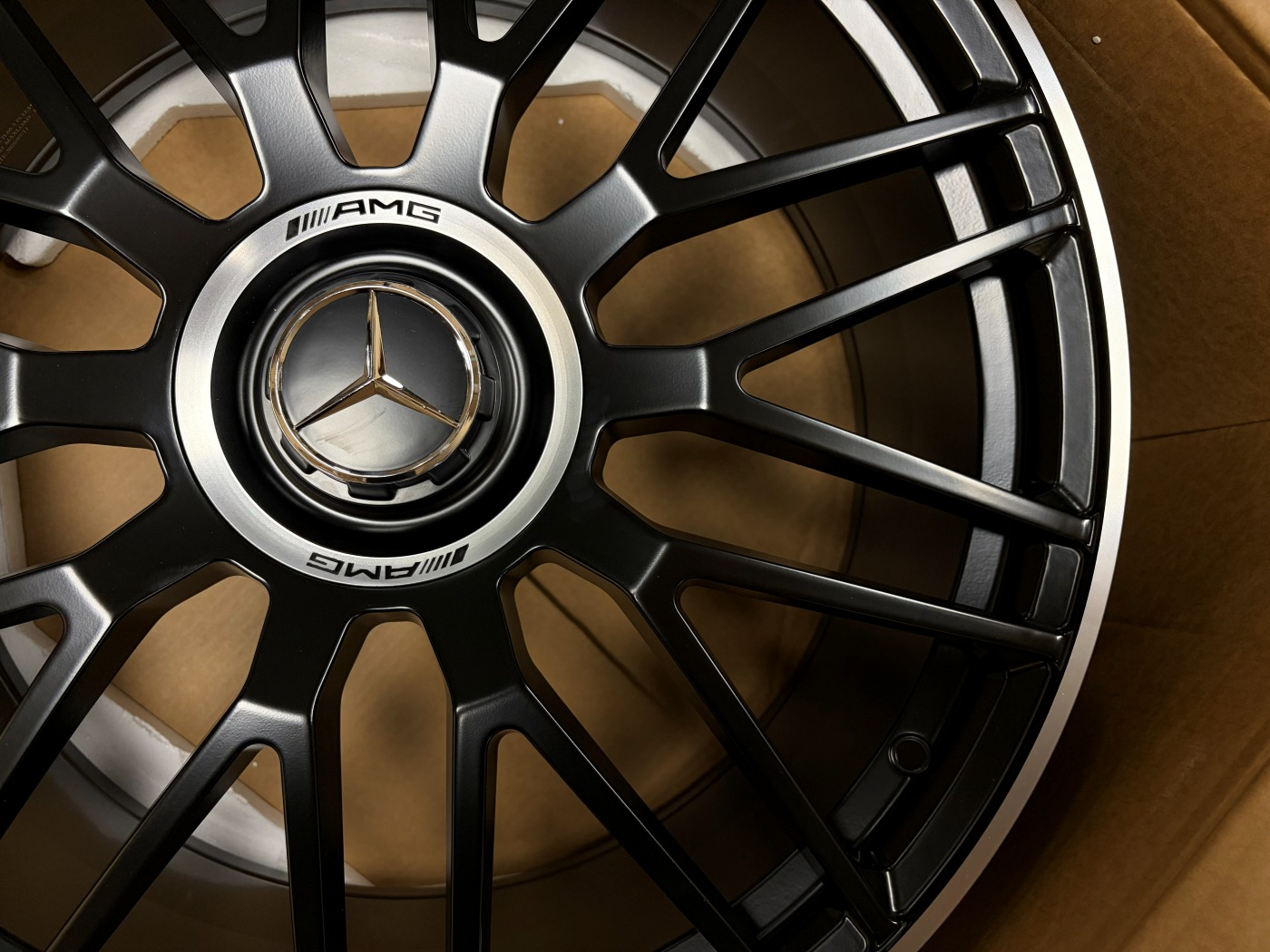 Mercedes GLS R22 — кованый диск RGW, WT-RGW5570-2