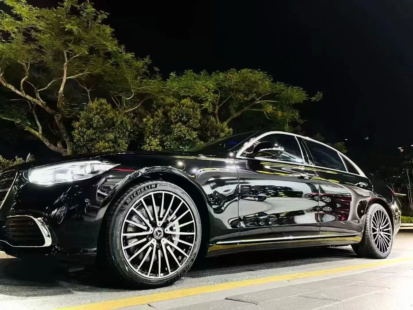 Mercedes S-Class R20
