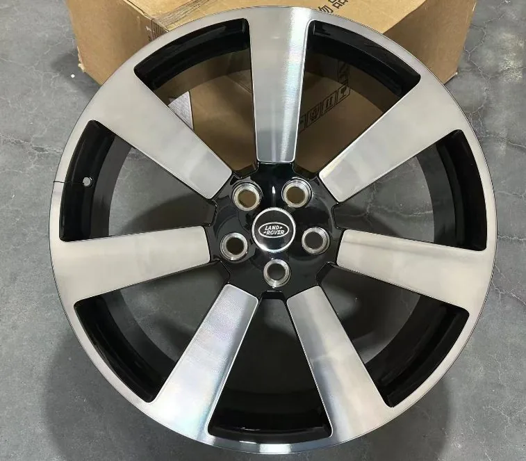 Range Rover R22 — кованый диск RGW