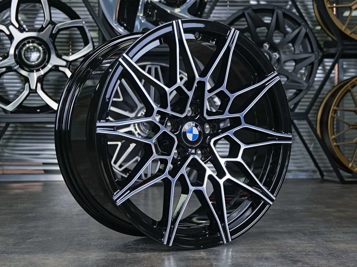 BMW G7 R20