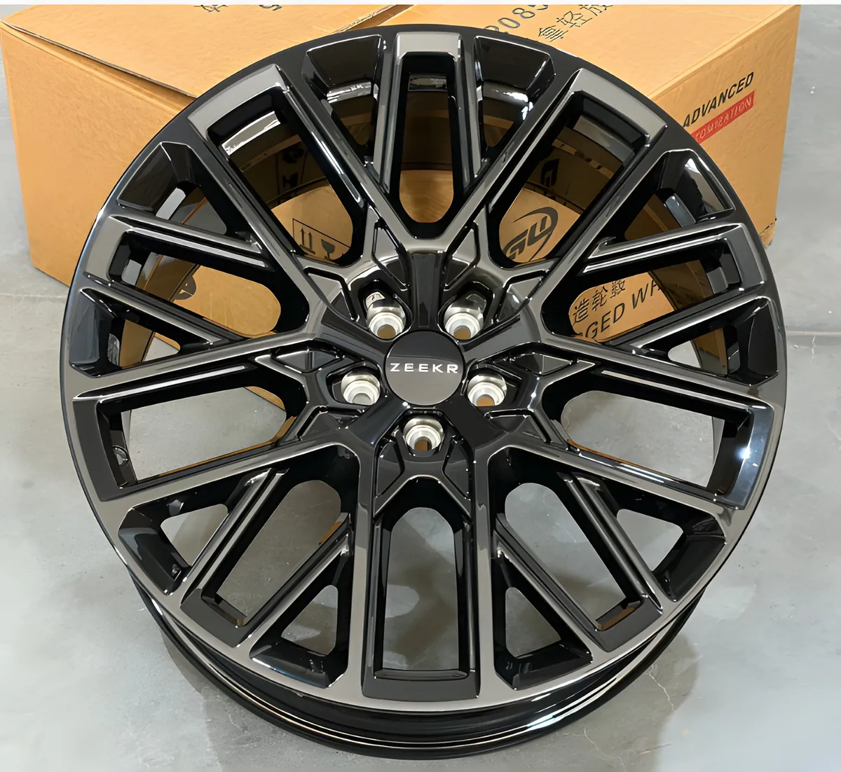 ZEEKR 8X R22 — кованый диск RGW, WT-RGW2363-2
