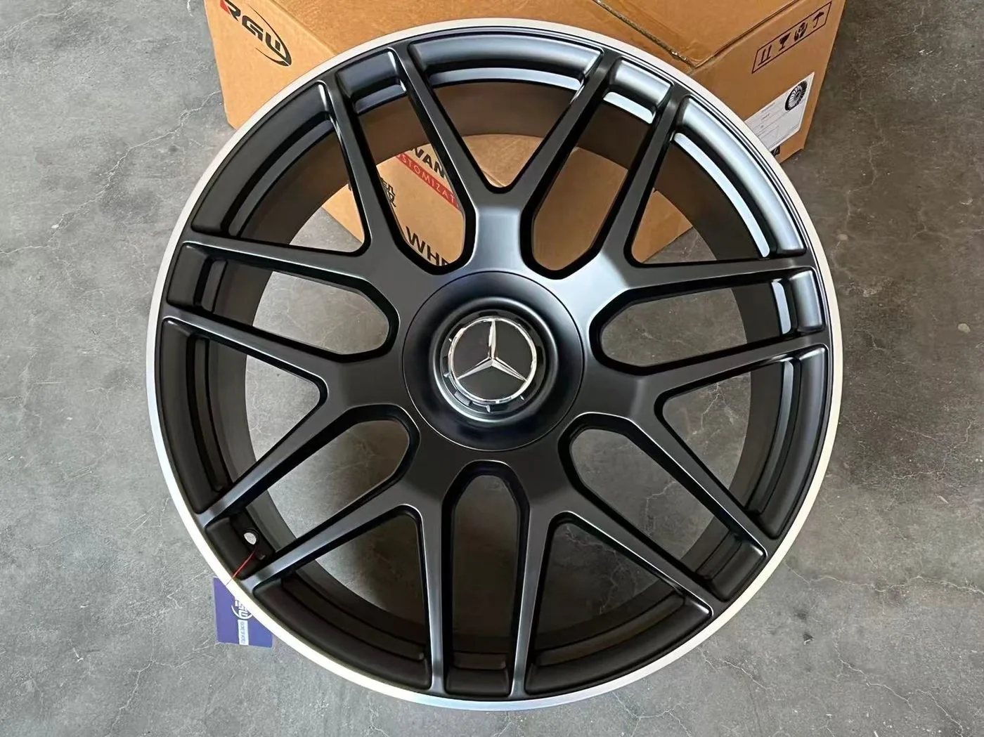 Mercedes E-Class R20