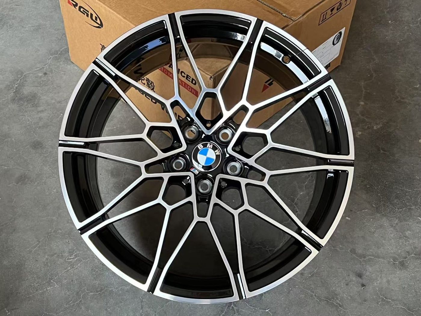 BMW F-Series R19 — кованый диск RGW, WT-RGW1842-8