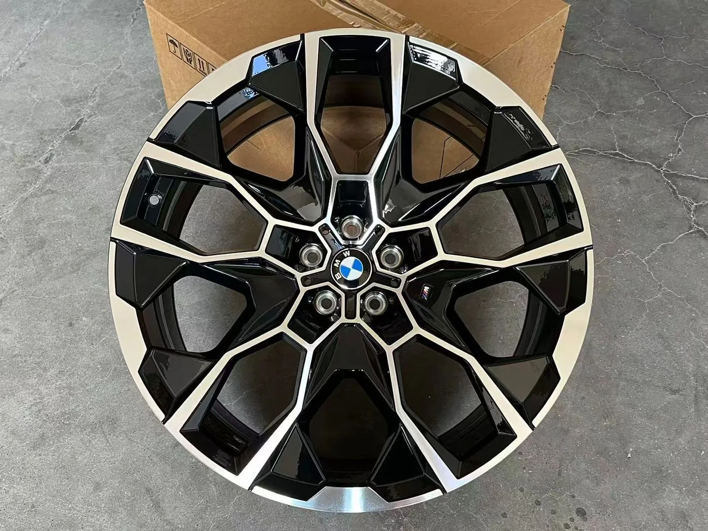 BMW X7 R21 — кованый диск RGW