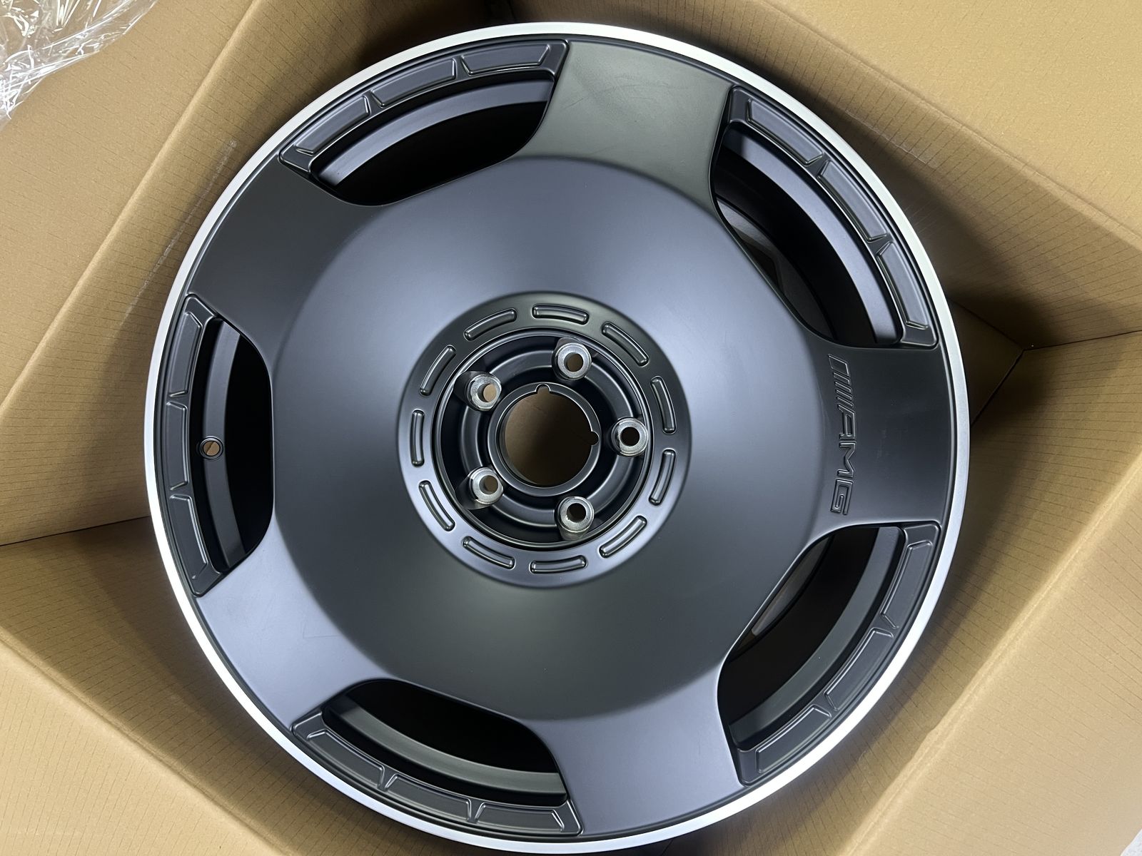 Mercedes G-Class R22 — кованый диск RGW, YCX372-4